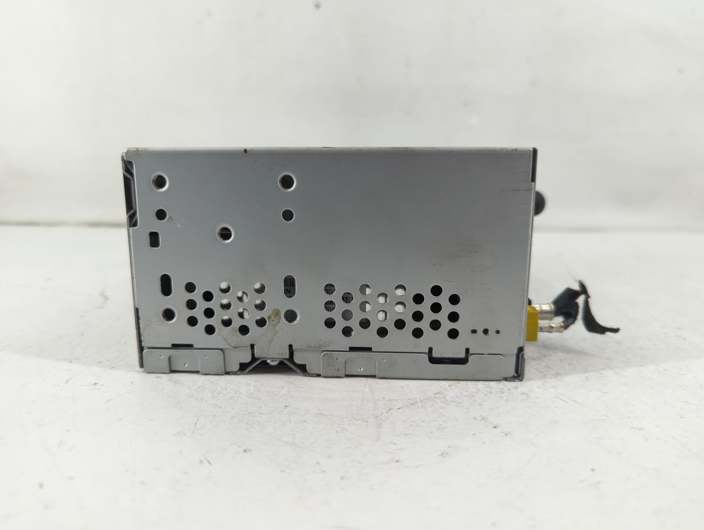 2015 Ford Mustang Radio AM FM Cd Player Receiver Replacement P/N:FR3T-19C107-UE FR3T-19C107-TE Fits OEM Used Auto Parts - Oe