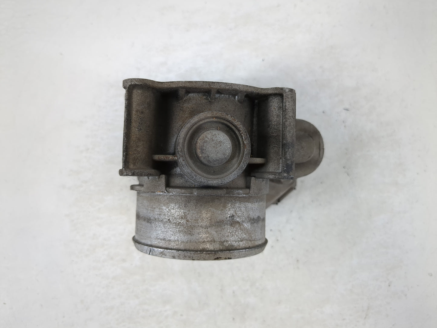 2015-2017 Ford Mustang Throttle Body P/N:H1429A-03 GB8F 9F991 BC Fits Fits 2015 2016 2017 2018 2019 2020 OEM Used Auto Parts