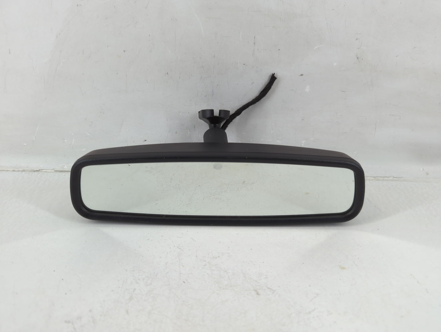 2015 Ford Mustang Interior Rear View Mirror Replacement OEM P/N:E11046533 E11026533 Fits OEM Used Auto Parts - Oemusedautopa