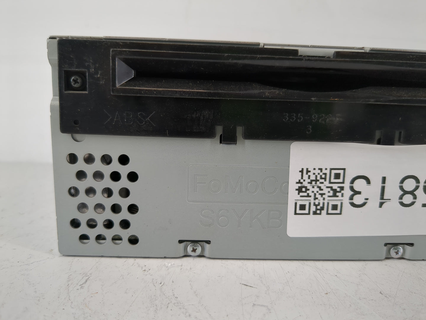 2015-2016 Ford Mustang Radio AM FM Cd Player Receiver Replacement P/N:FR3T-19C107-UE Fits Fits 2015 2016 OEM Used Auto Parts
