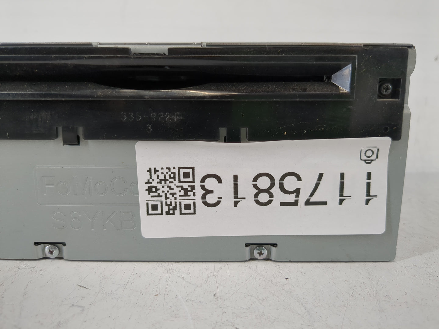 2015-2016 Ford Mustang Radio AM FM Cd Player Receiver Replacement P/N:FR3T-19C107-UE Fits Fits 2015 2016 OEM Used Auto Parts