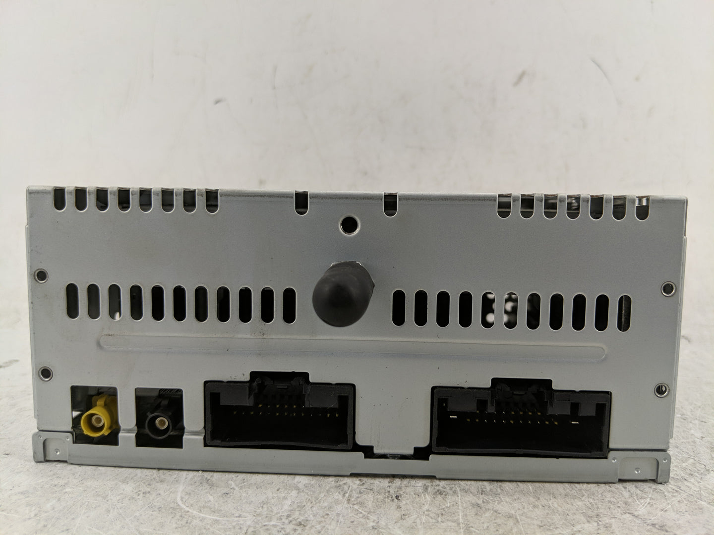 2015 Ford Mustang Radio AM FM Cd Player Receiver Replacement P/N:FR3T-19C107-UE Fits OEM Used Auto Parts - Oemusedautoparts1