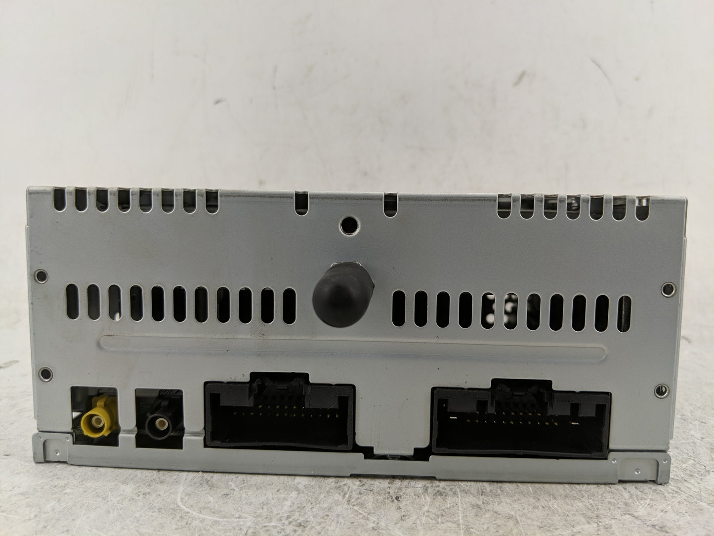 2015 Ford Mustang Radio AM FM Cd Player Receiver Replacement P/N:FR3T-19C107-UE Fits OEM Used Auto Parts - Oemusedautoparts1