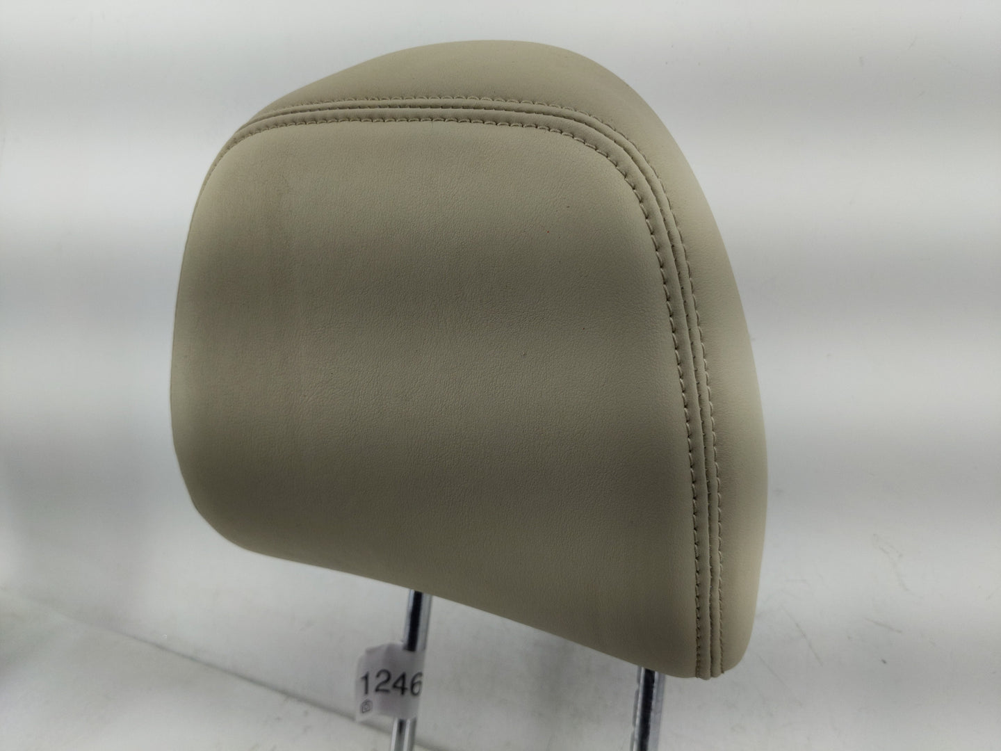 2015 Ford Mustang Headrest Head Rest Front Driver Passenger Seat Fits OEM Used Auto Parts - Oemusedautoparts1.com
