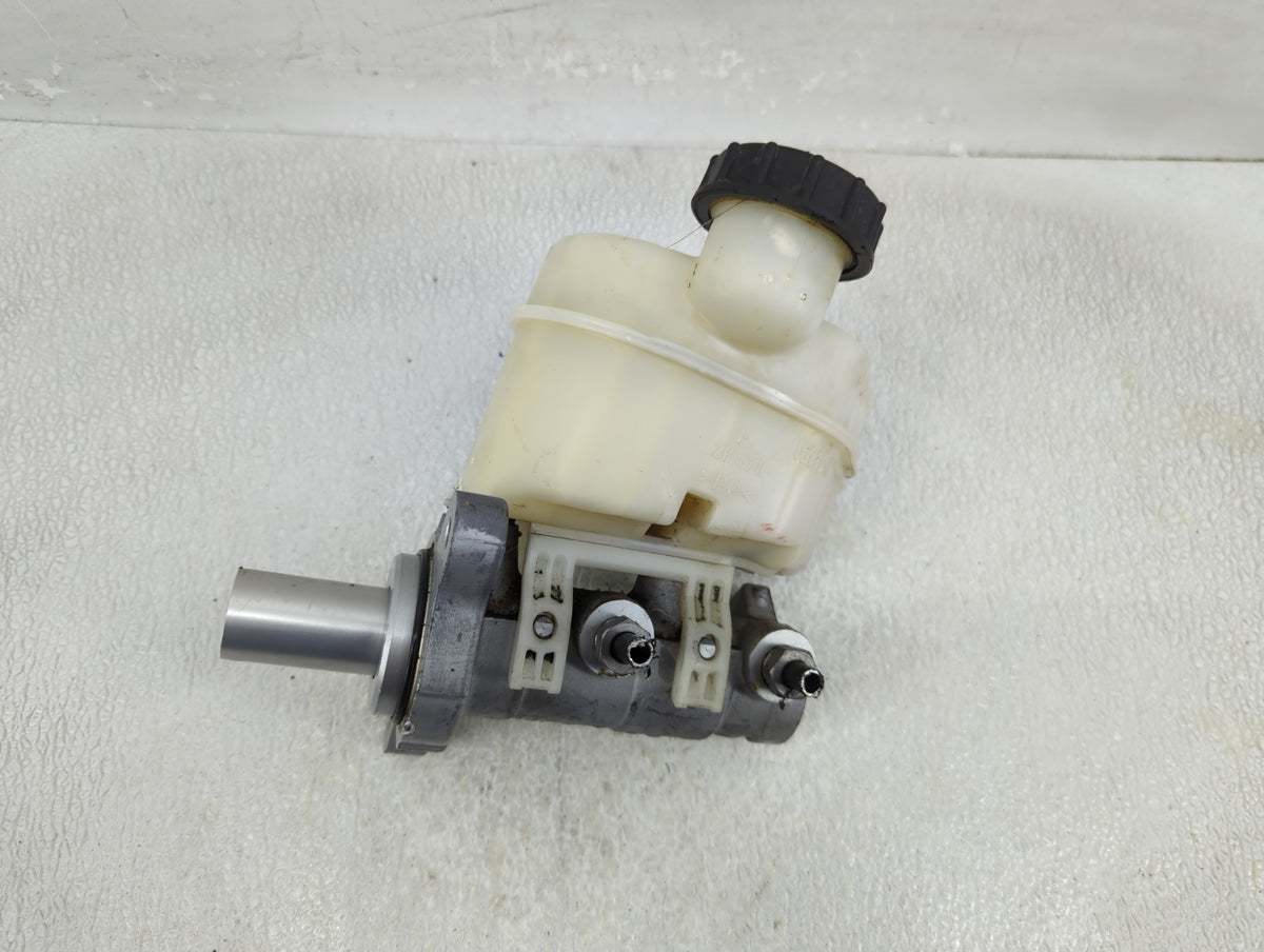 2015-2022 Ford Mustang Brake Master Cylinder 1311297 - Oemusedautoparts1.com