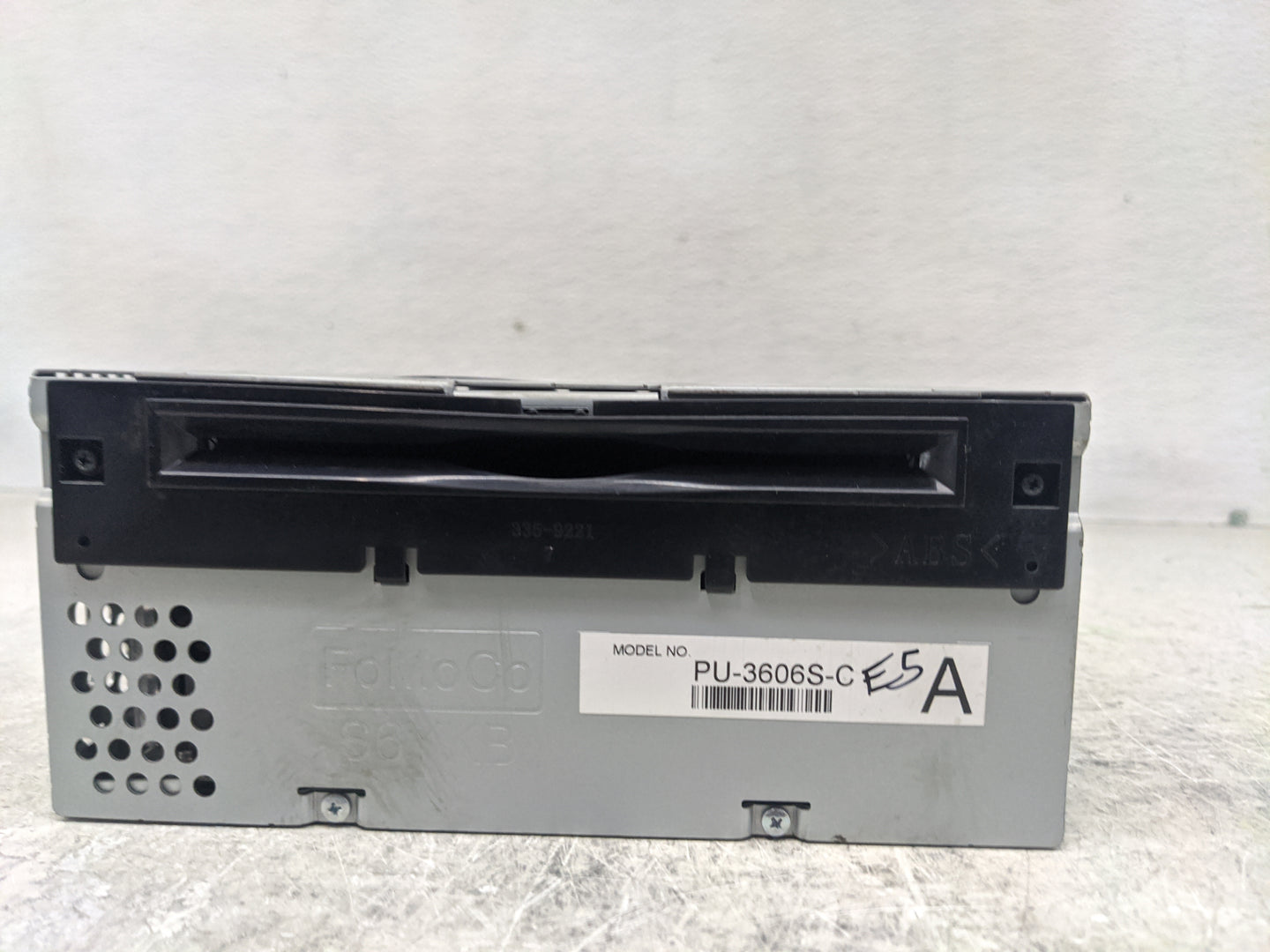 2015 Ford Mustang Radio AM FM Cd Player Receiver Replacement P/N:GR3T19C107AB FR3T-19C107-JJ Fits OEM Used Auto Parts - Oemu