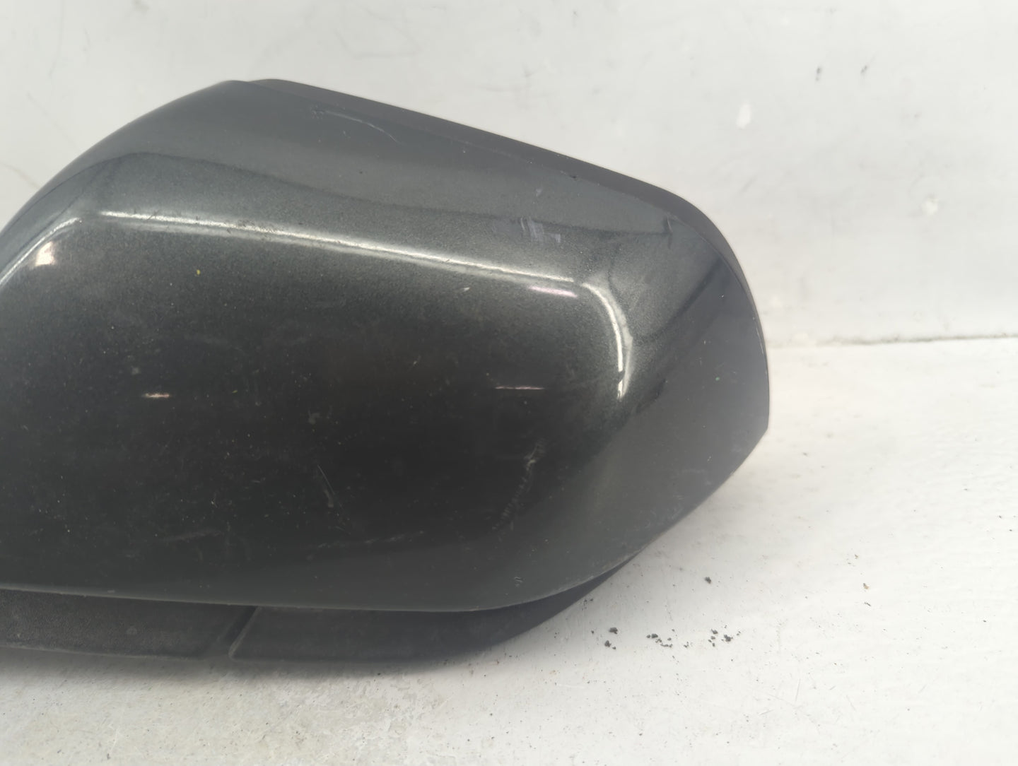 2015-2020 Ford Mustang Driver Side View Mirror - Left Door Mirror OEM Used - Oemusedautoparts1.com