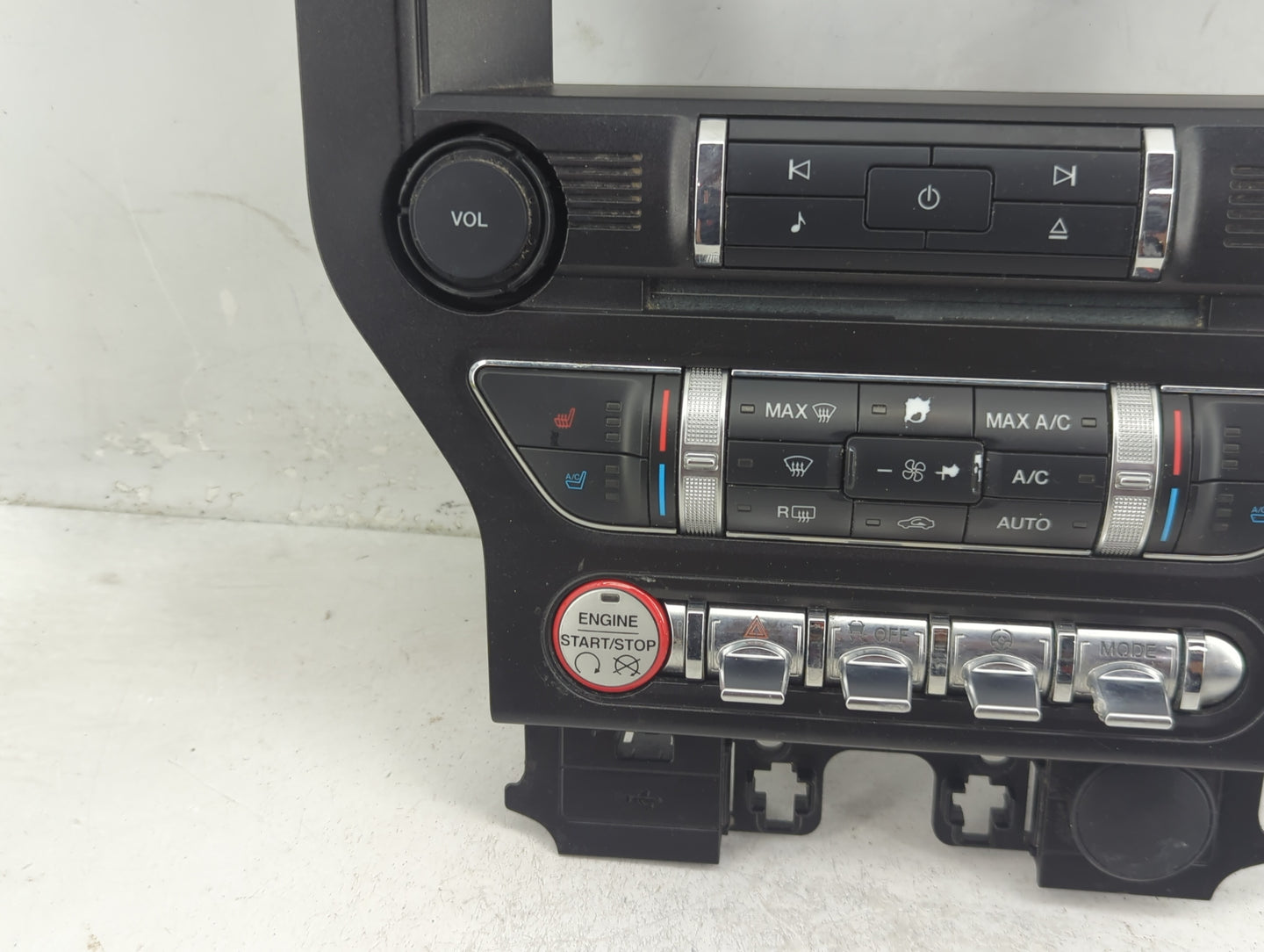 2015-2016 Ford Mustang Radio Control Panel - Oemusedautoparts1.com