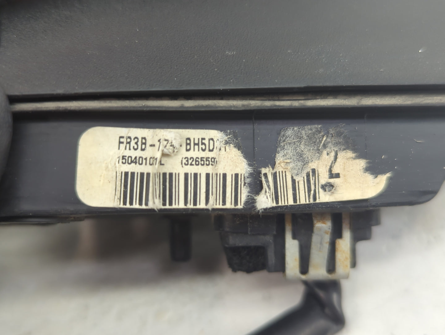 2015-2020 Ford Mustang Driver Side View Mirror - Left Door Mirror OEM Used - Oemusedautoparts1.com