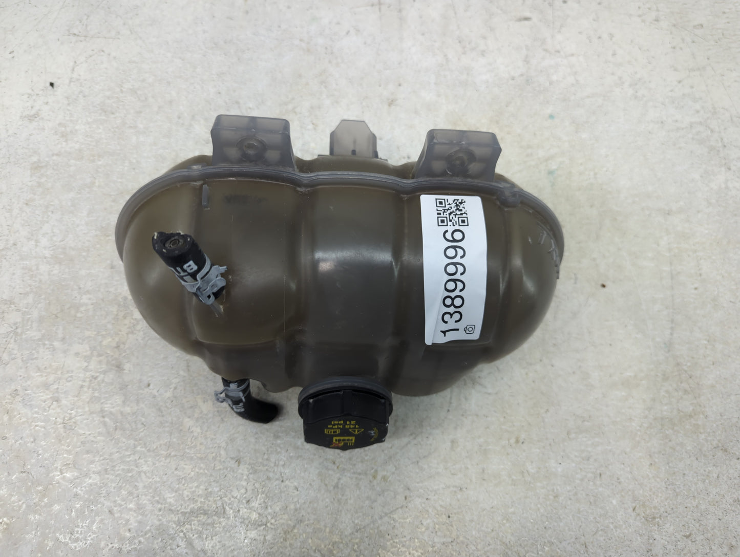 2015-2022 Ford Mustang Radiator Coolant Overflow Expansion Tank Bottle - Oemusedautoparts1.com