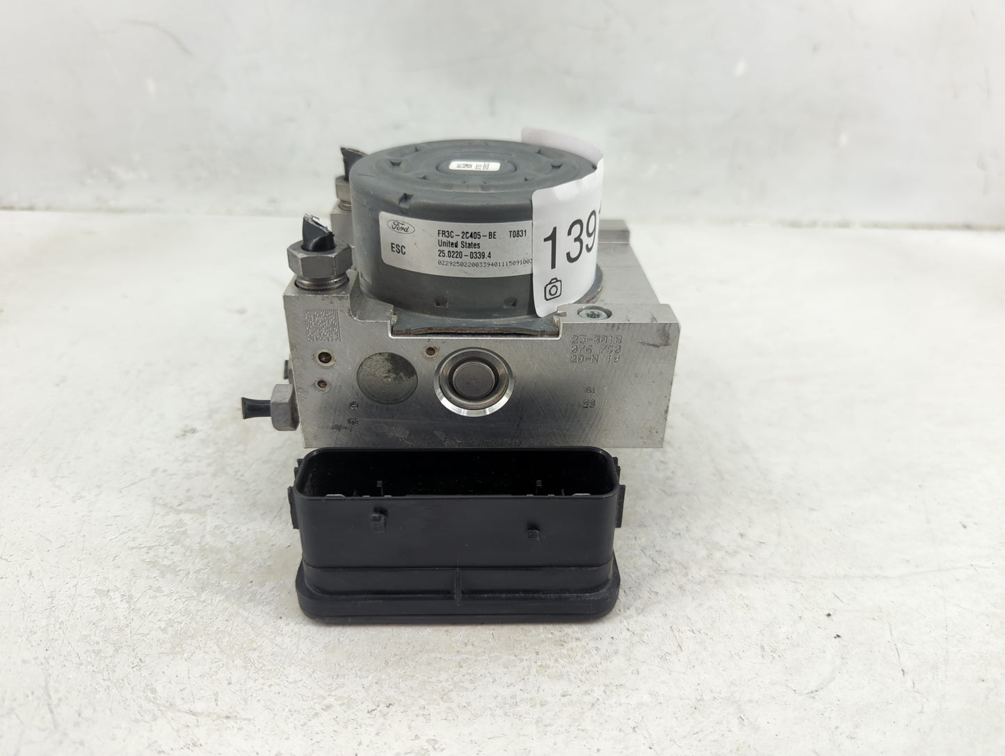 2015 Ford Mustang ABS Pump Control Module Replacement P/N:FR3C-2C405-BE Fits OEM Used Auto Parts - Oemusedautoparts1.com