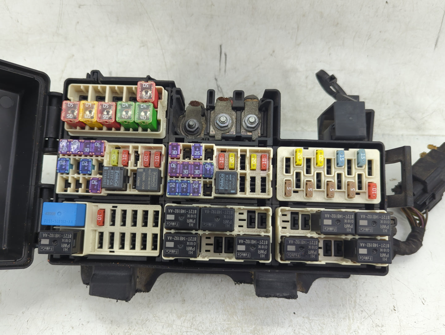 2015 Ford Mustang Fusebox Fuse Box Panel Relay Module P/N:GU5-14B192-GA Fits OEM Used Auto Parts - Oemusedautoparts1.com