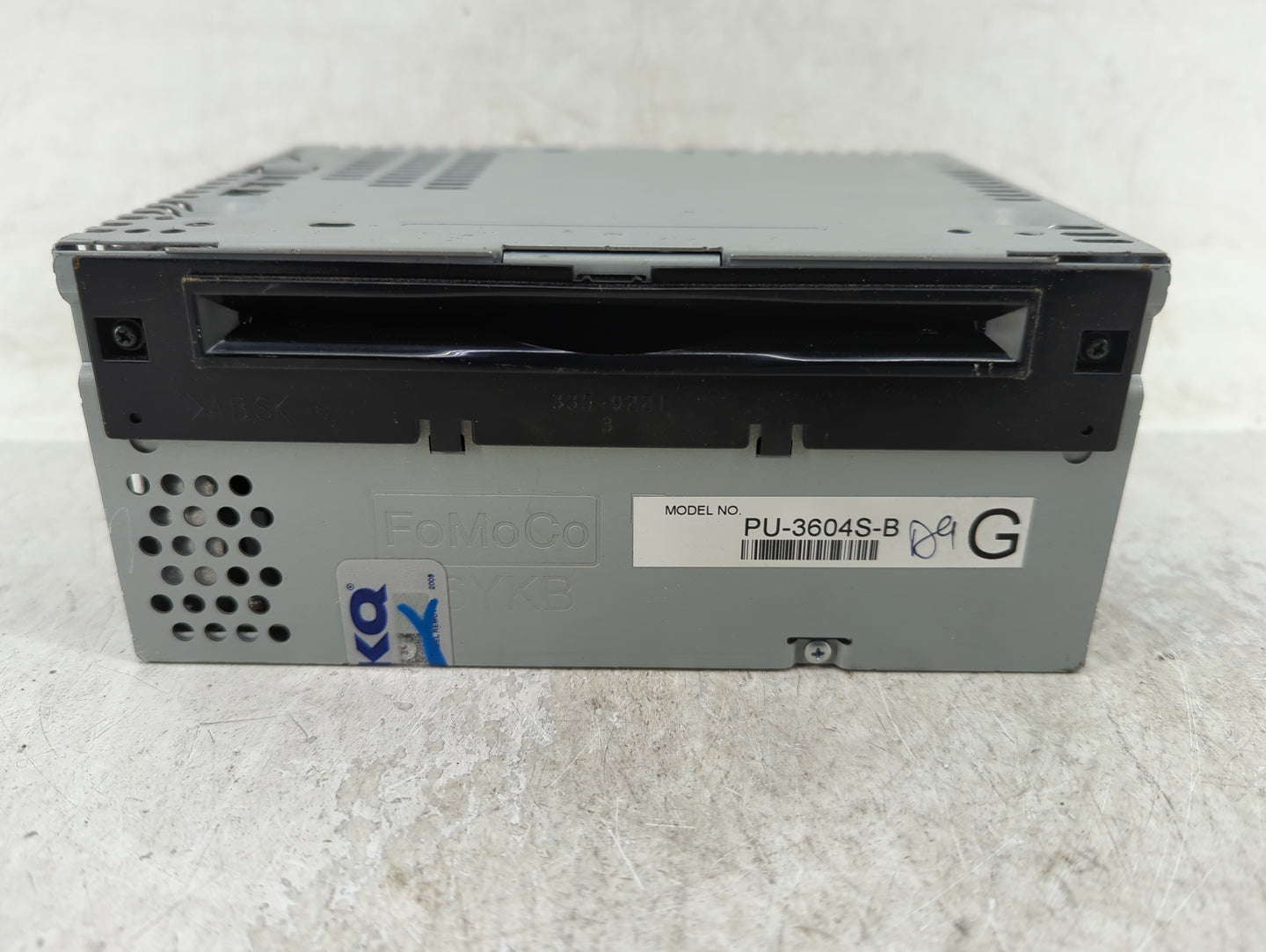 2015 Ford Mustang Radio AM FM Cd Player Receiver Replacement P/N:FR3T-19C107-TE Fits OEM Used Auto Parts - Oemusedautoparts1