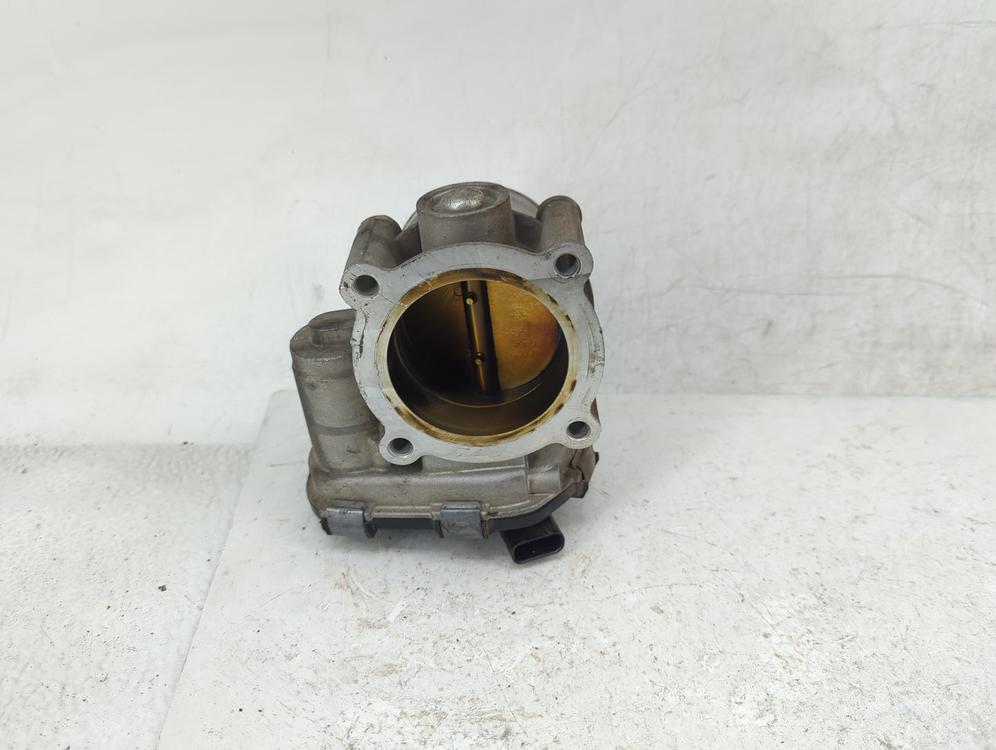 2015-2017 Ford Mustang Throttle Body Fits Fits 2015 2016 2017 2018 2019 2020 OEM Used Auto Parts - Oemusedautoparts1.com