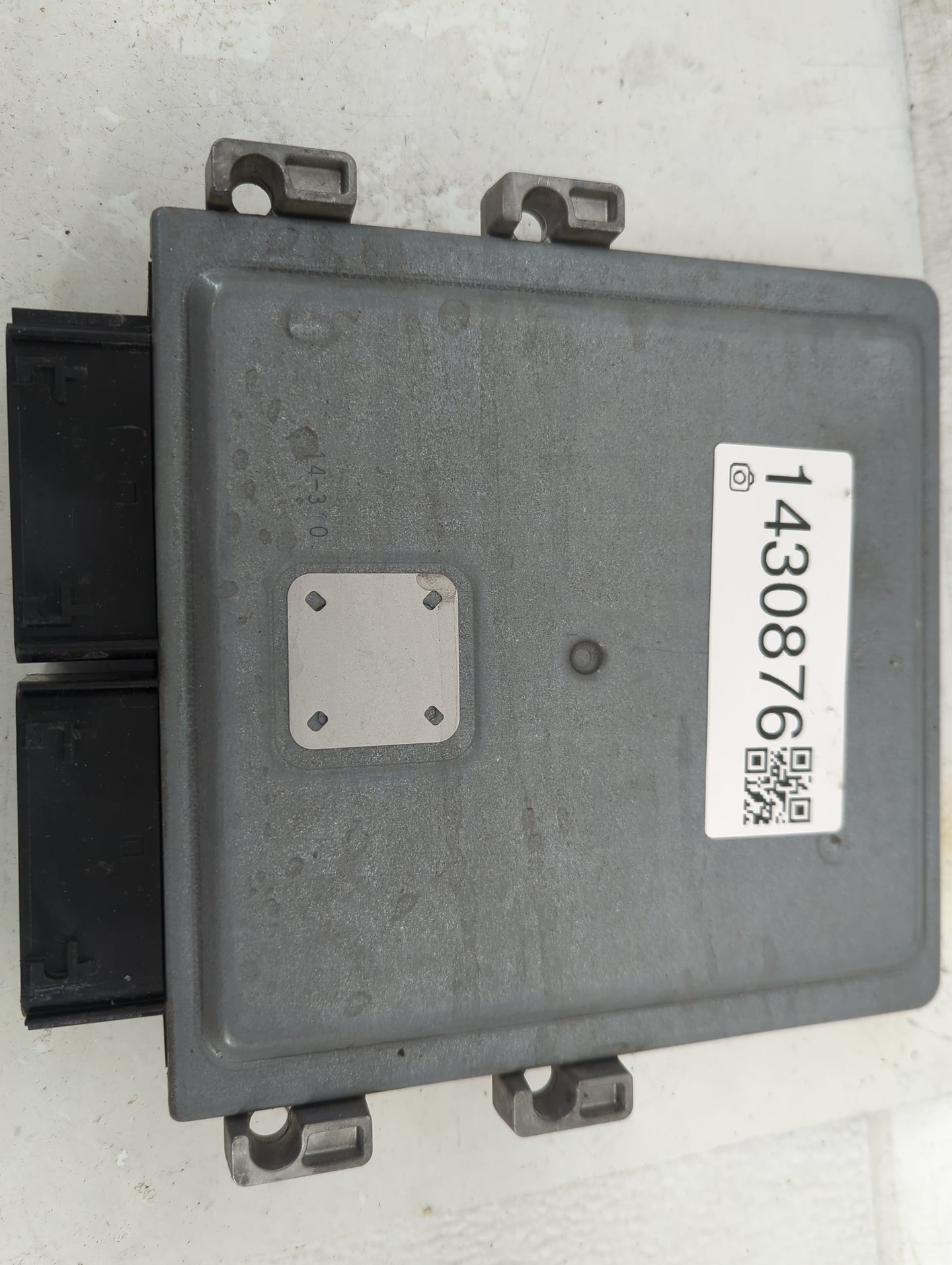 2015 Ford Mustang PCM Engine Control Computer ECU ECM PCU OEM P/N:FU5T-14F262-AA A6SXN2456550D, FL3A-12B684-BEA Fits OEM Use