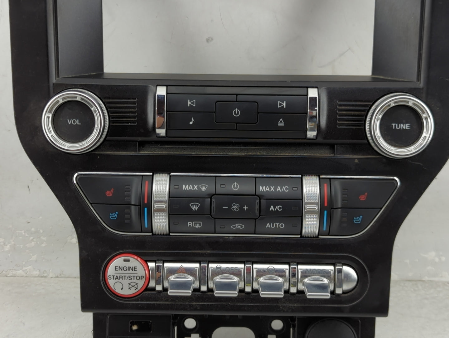2015-2016 Ford Mustang Radio Control Panel - Oemusedautoparts1.com
