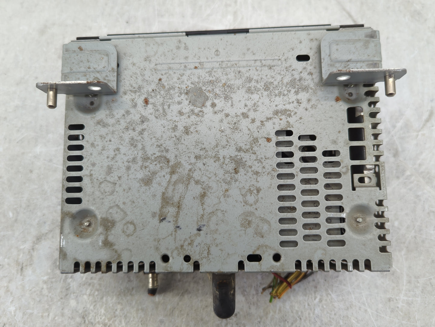 2015-2016 Ford Mustang Radio AM FM Cd Player Receiver Replacement P/N:FR3T-19C107-JU PU-3606S-B, 276-1532-28 Fits Fits 2015 