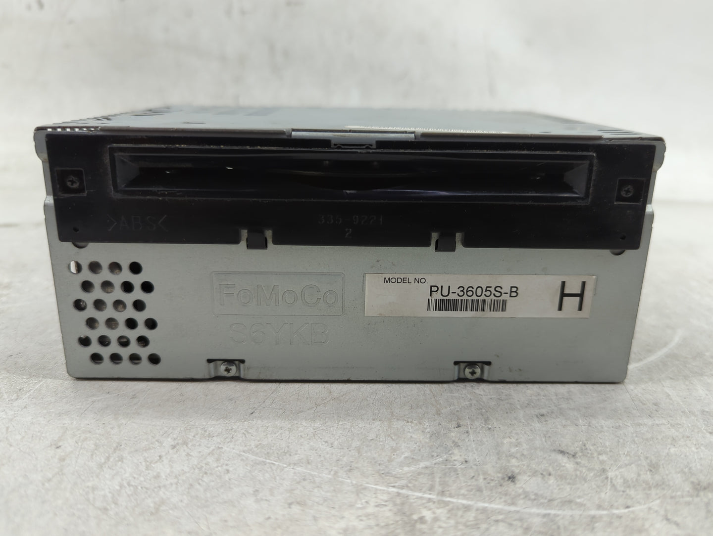 2015-2016 Ford Mustang Radio AM FM Cd Player Receiver Replacement P/N:PU-3605S-B FR3T-19C107-UE Fits Fits 2015 2016 OEM Used