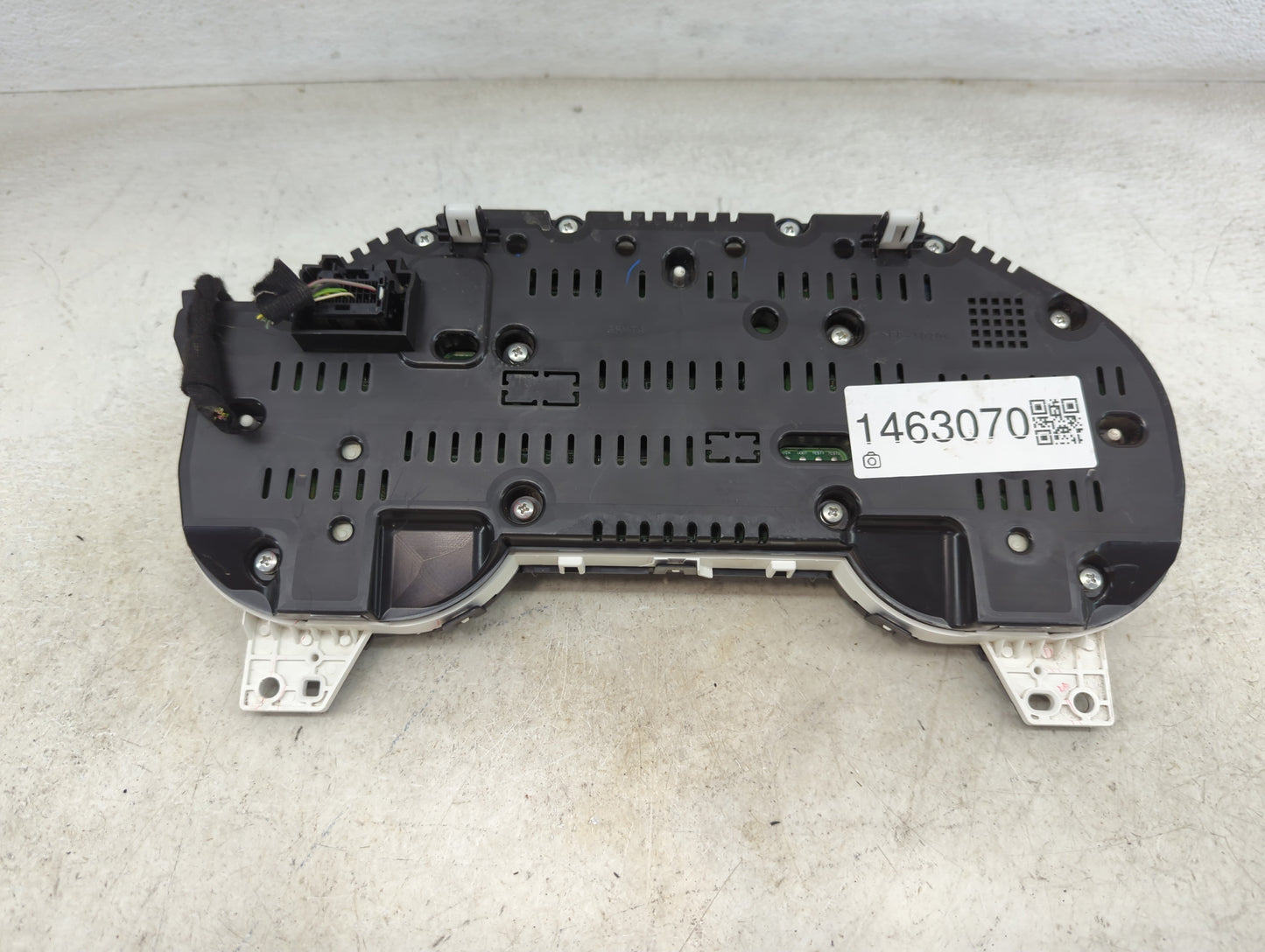 2015 Ford Mustang Instrument Cluster Speedometer Gauges P/N:FR33-10849-AG Miles: Fits OEM Used Auto Parts - Oemusedautoparts