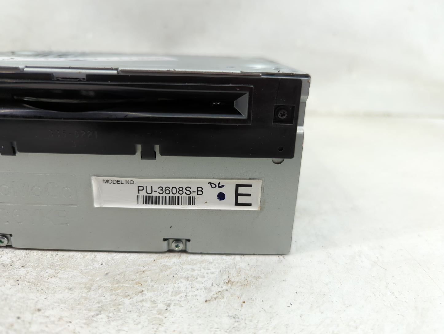 2015 Ford Mustang Radio AM FM Cd Player Receiver Replacement P/N:PU-3608S-B FR3T-19 Fits OEM Used Auto Parts - Oemusedautopa