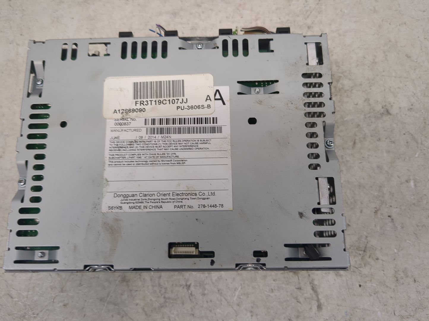 2015-2016 Ford Mustang Radio AM FM Cd Player Receiver Replacement P/N:FR3T19C107JJ PU-3606S-B, A12869090 Fits Fits 2015 2016