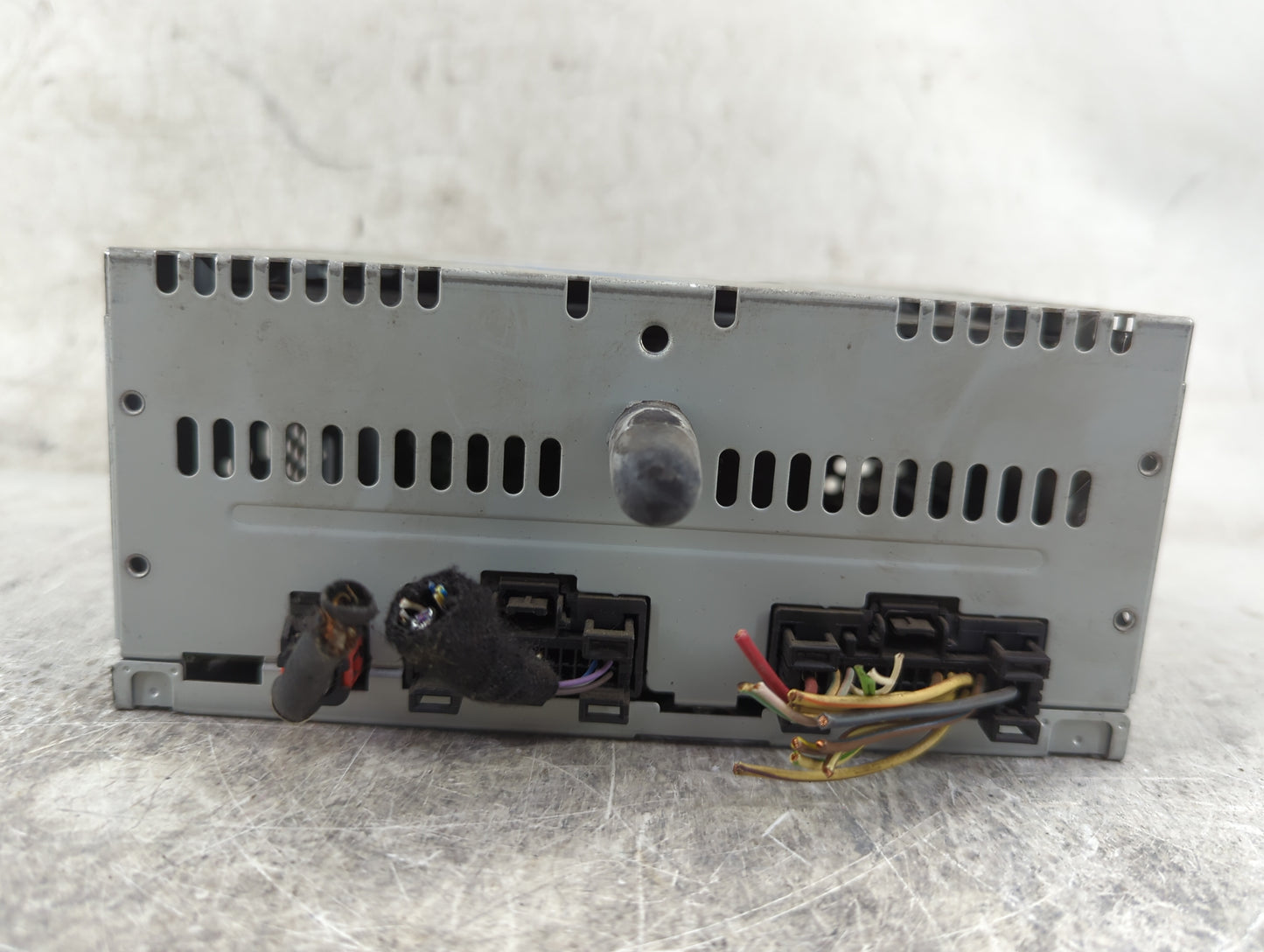 2015-2016 Ford Mustang Radio AM FM Cd Player Receiver Replacement P/N:PU-3603S-B FR3T-19C107-SE, 276-1532-25 Fits Fits 2015 
