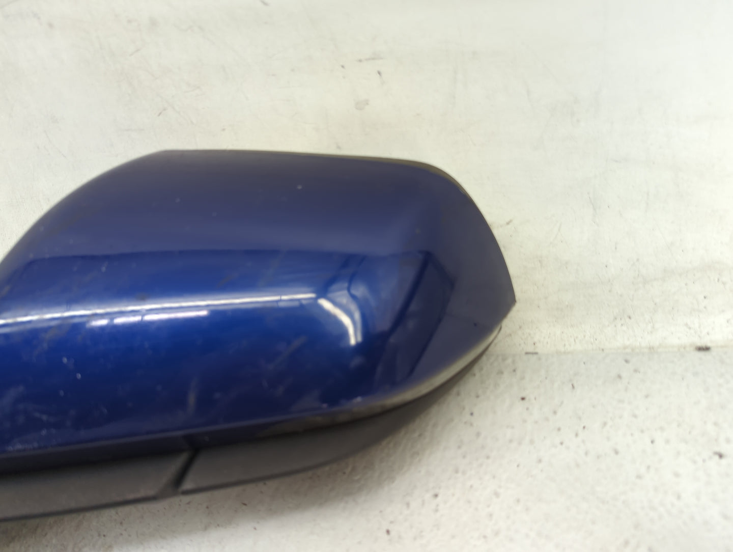 2015-2020 Ford Mustang Driver Side View Mirror - Left Door Mirror OEM Used - Oemusedautoparts1.com