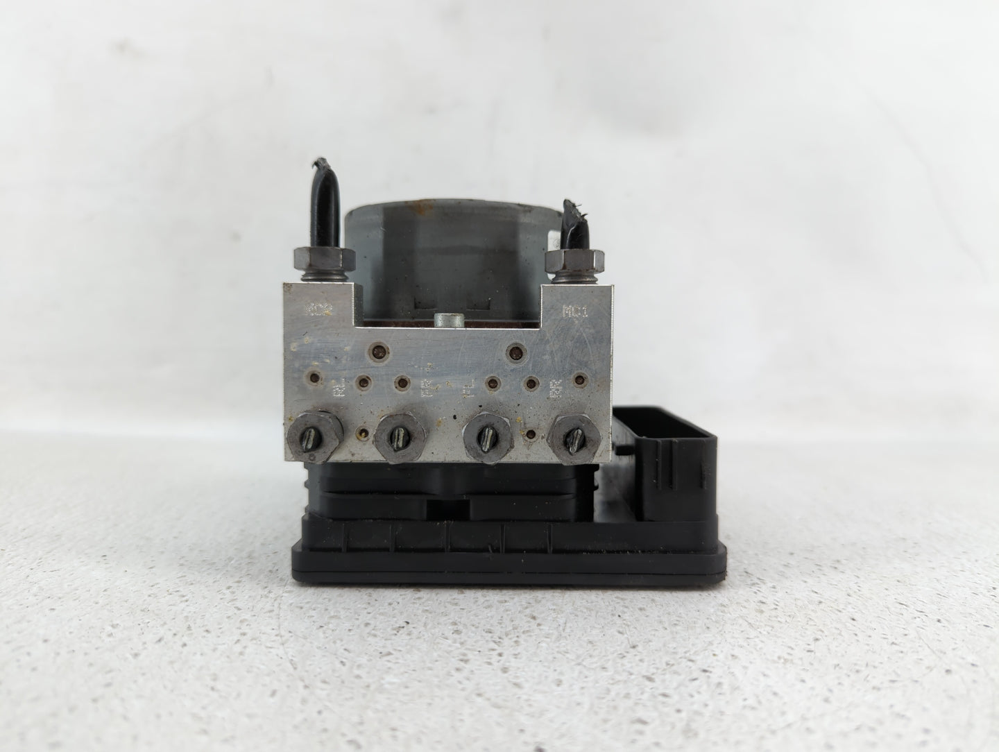2015-2020 Ford Mustang ABS Pump Control Module Replacement P/N:FR3C-2C405-BE GR3C-2C219-BD Fits Fits 2015 2016 2017 2018 201