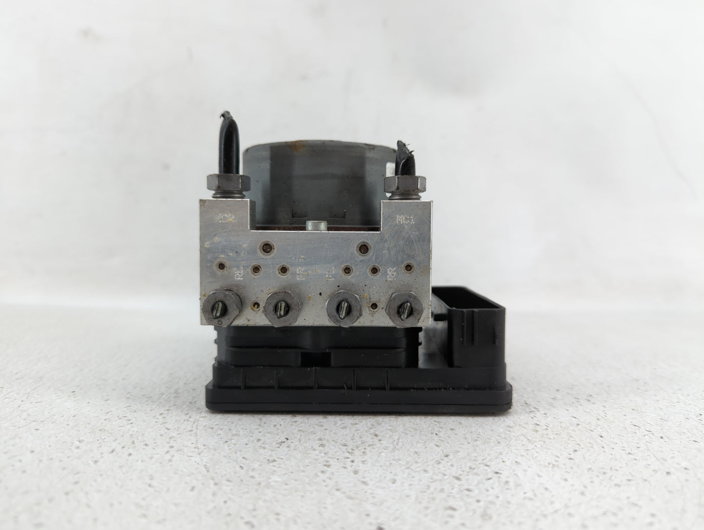 2015-2020 Ford Mustang ABS Pump Control Module Replacement P/N:FR3C-2C405-BE GR3C-2C219-BD Fits Fits 2015 2016 2017 2018 201