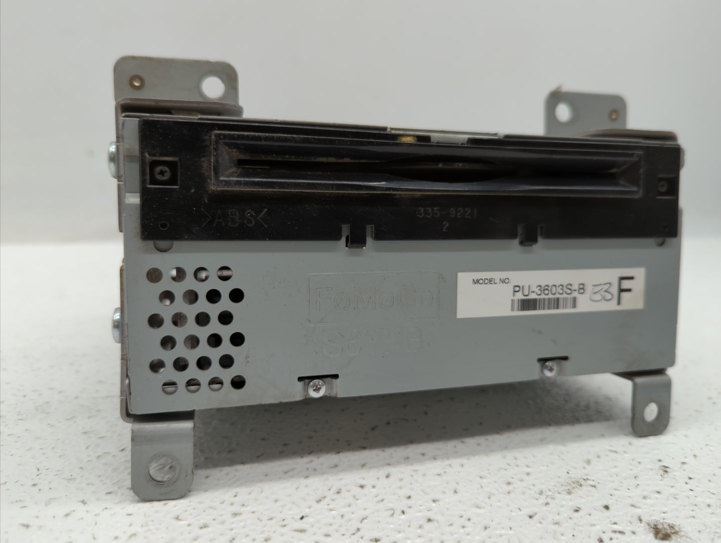 2015-2016 Ford Mustang Am Fm Cd Player Radio Receiver - Oemusedautoparts1.com