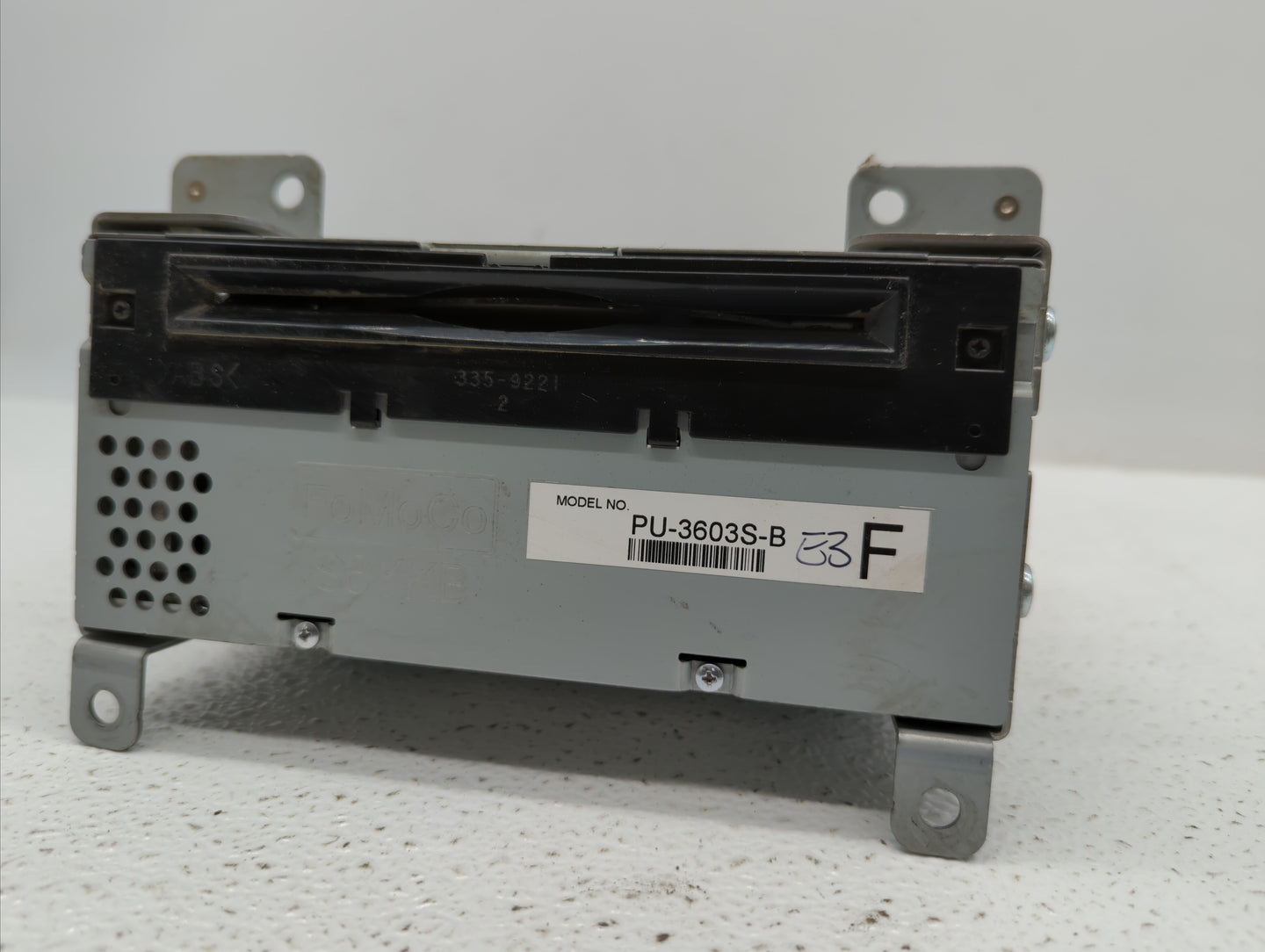 2015-2016 Ford Mustang Am Fm Cd Player Radio Receiver - Oemusedautoparts1.com