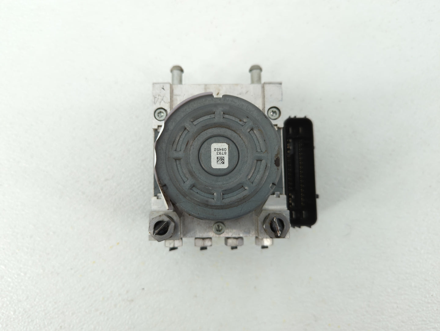 2015-2018 Ford Mustang ABS Pump Control Module Replacement P/N:GR3C-2C405-BD FR3C-2C405-BE Fits Fits 2015 2016 2017 2018 OEM
