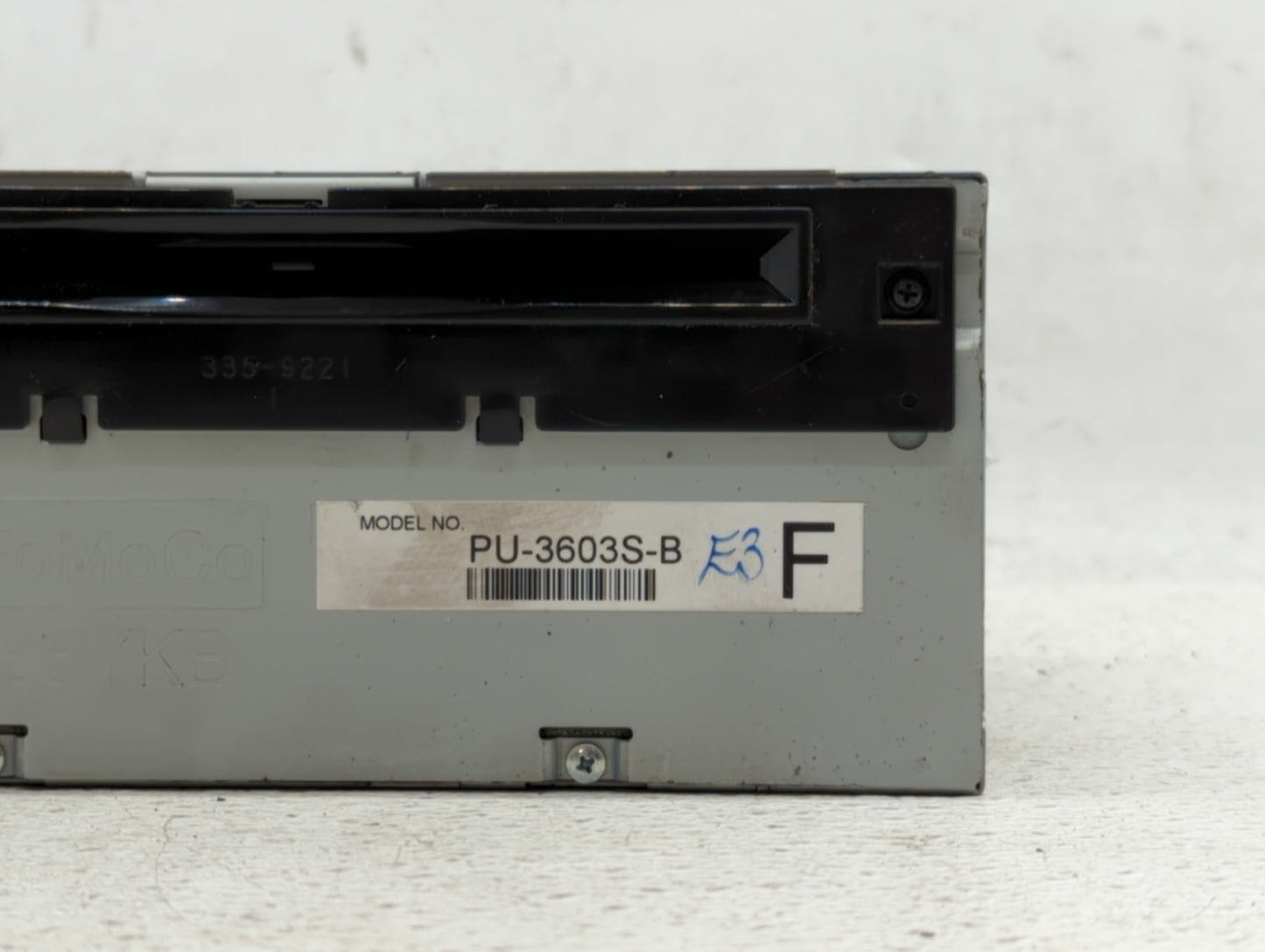 2015-2016 Ford Mustang Am Fm Cd Player Radio Receiver - Oemusedautoparts1.com
