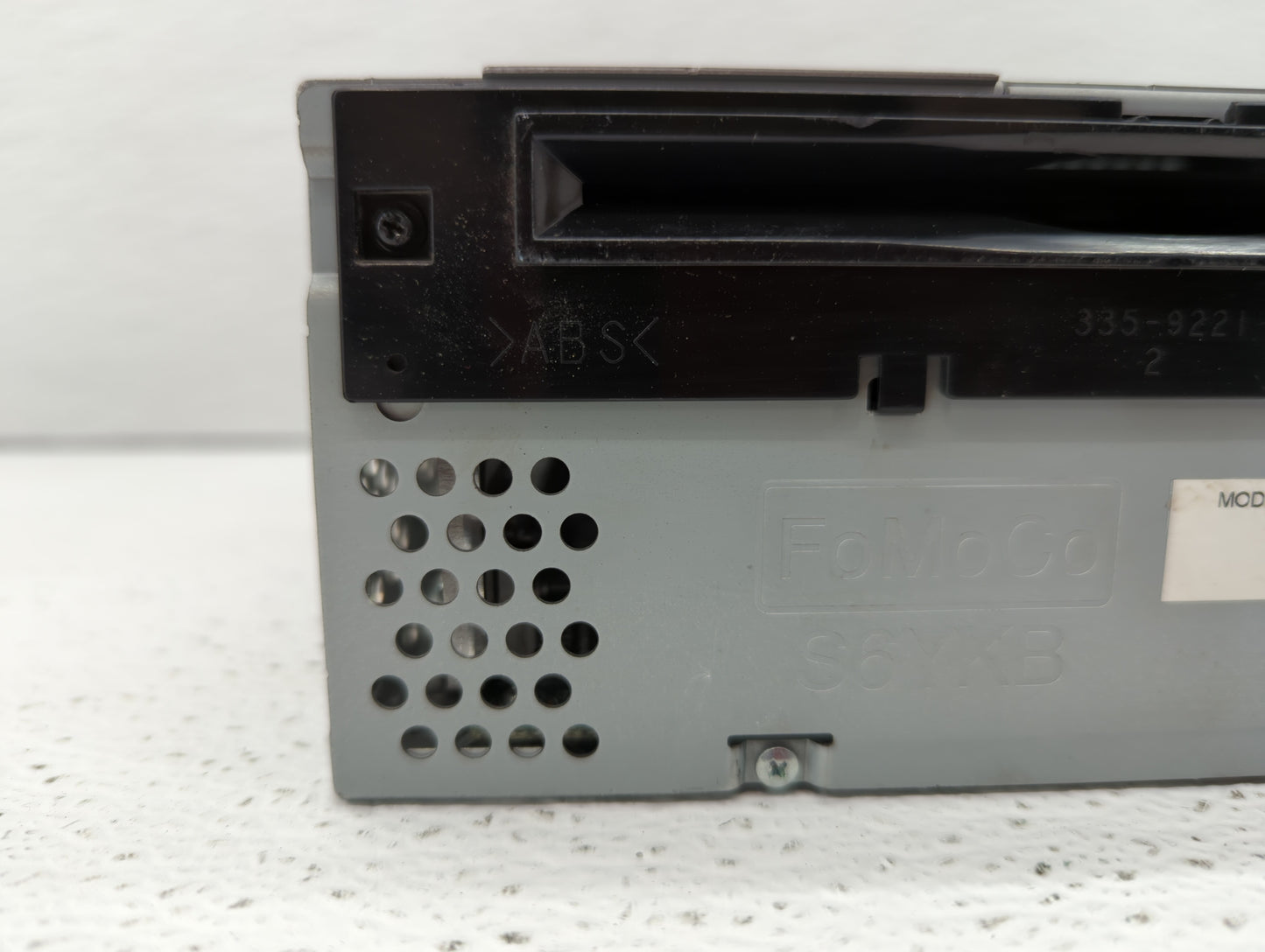 2015-2016 Ford Mustang Am Fm Cd Player Radio Receiver - Oemusedautoparts1.com