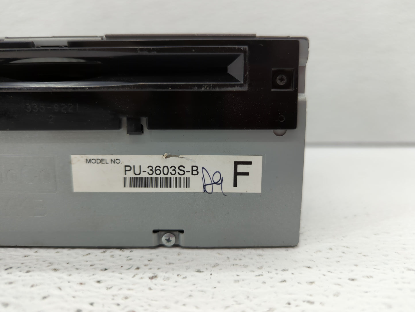 2015-2016 Ford Mustang Am Fm Cd Player Radio Receiver - Oemusedautoparts1.com