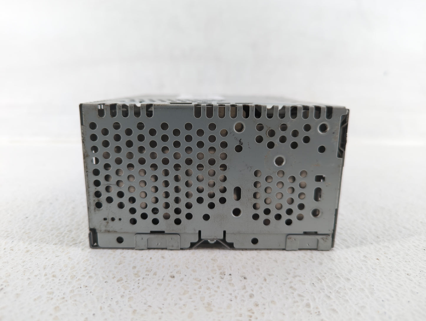 2015-2016 Ford Mustang Radio AM FM Cd Player Receiver Replacement P/N:FR3T19C107JJ Fits Fits 2015 2016 OEM Used Auto Parts -
