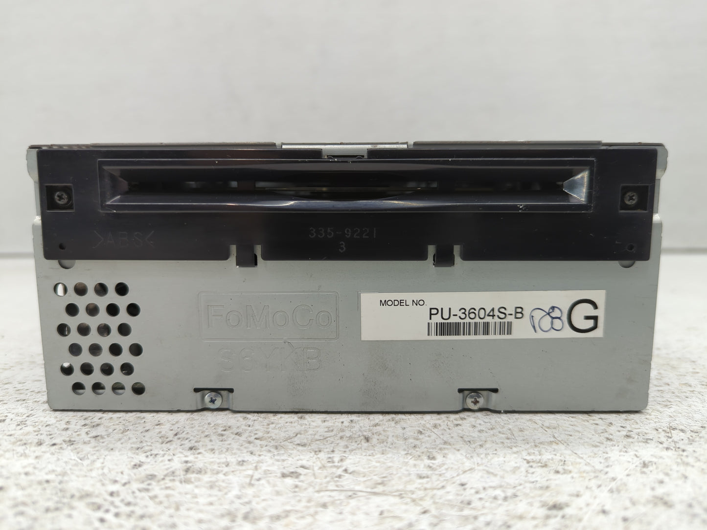 2015 Ford Mustang Radio AM FM Cd Player Receiver Replacement P/N:FR3T-19C107-TE Fits OEM Used Auto Parts - Oemusedautoparts1