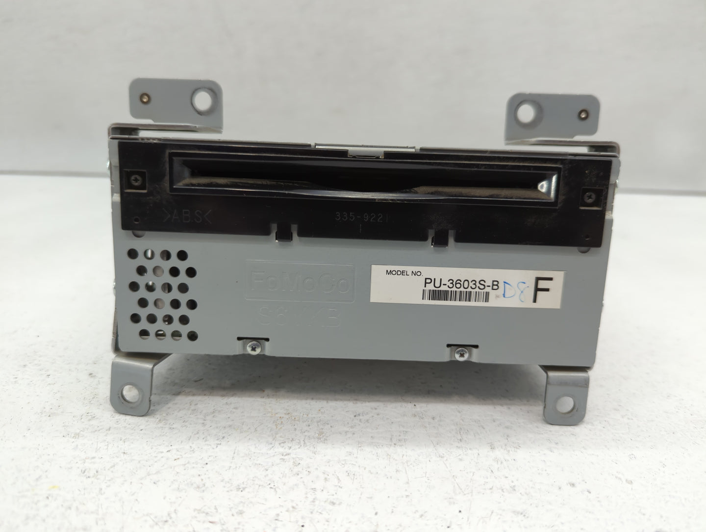 2015-2016 Ford Mustang Am Fm Cd Player Radio Receiver - Oemusedautoparts1.com