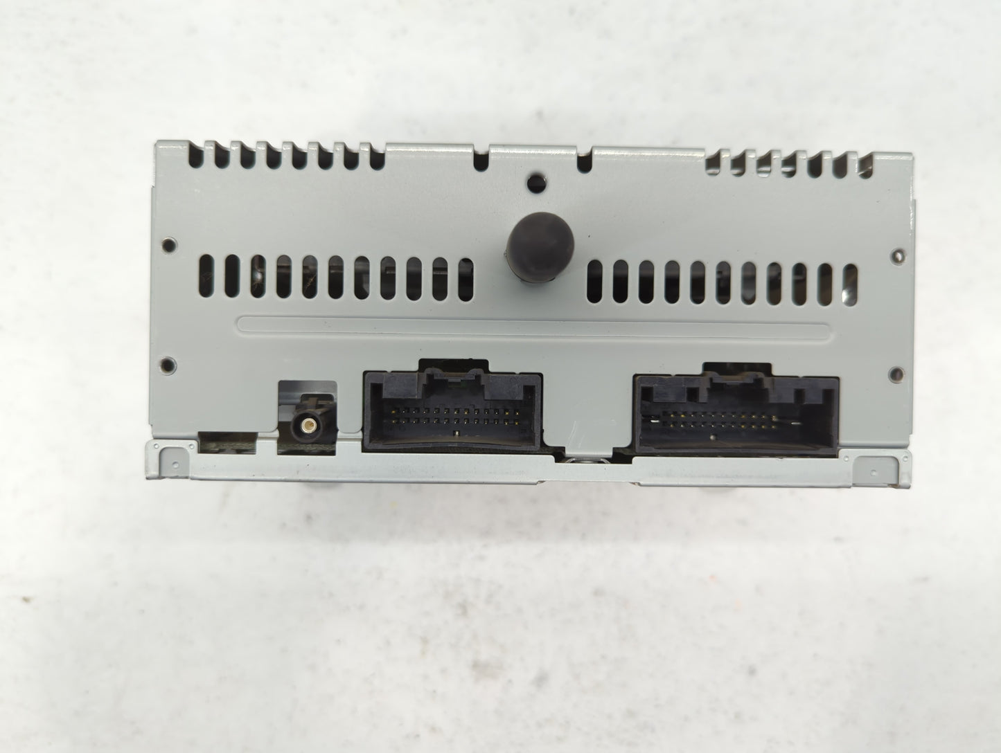 2015-2016 Ford Mustang Am Fm Cd Player Radio Receiver - Oemusedautoparts1.com