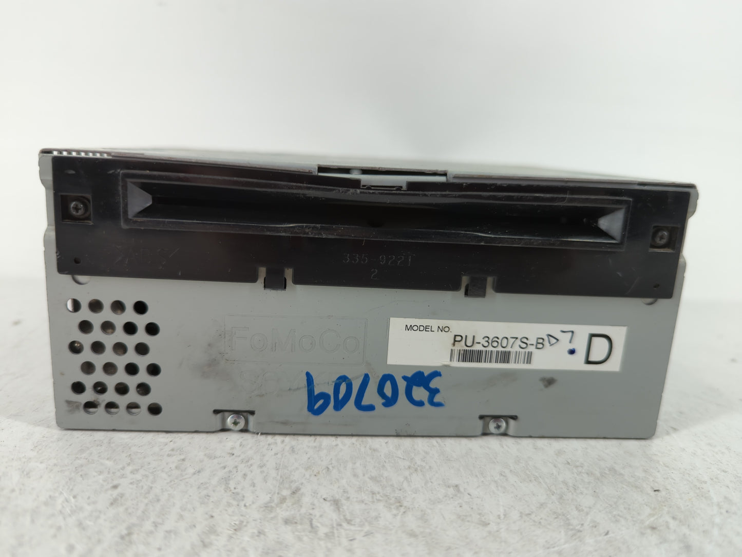 2015-2016 Ford Mustang Am Fm Cd Player Radio Receiver - Oemusedautoparts1.com