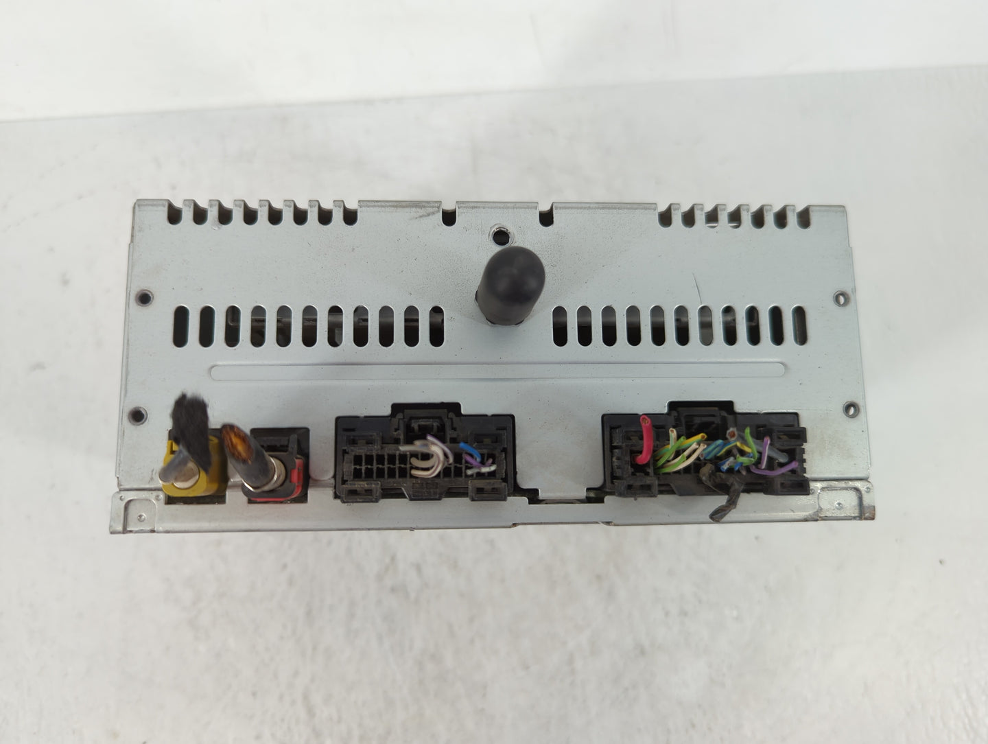 2015-2016 Ford Mustang Am Fm Cd Player Radio Receiver - Oemusedautoparts1.com