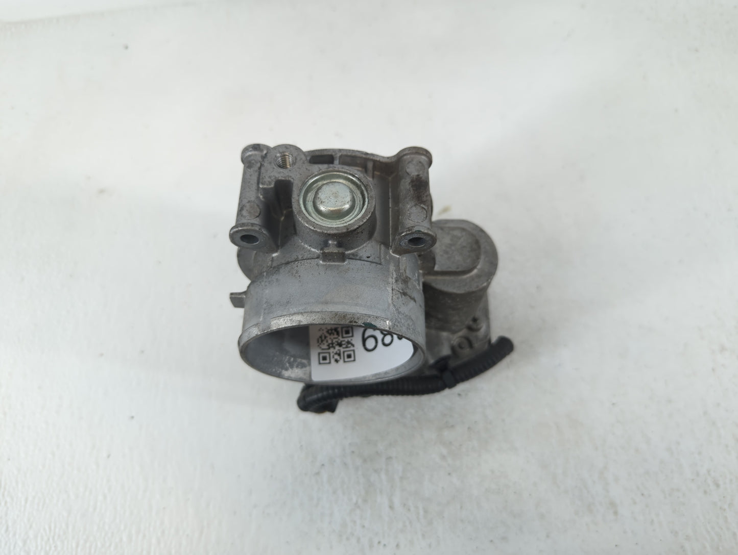 2015 Ford Mustang Throttle Body P/N:150194004209 AT4E-9F991-E Fits OEM Used Auto Parts - Oemusedautoparts1.com