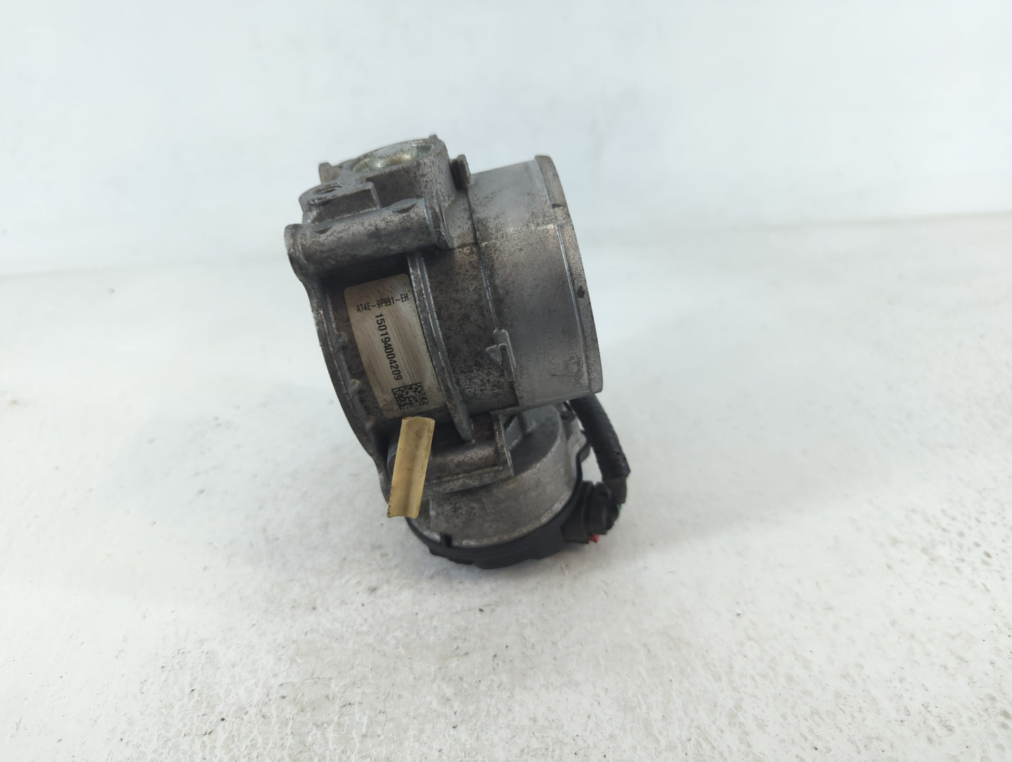 2015 Ford Mustang Throttle Body P/N:150194004209 AT4E-9F991-E Fits OEM Used Auto Parts - Oemusedautoparts1.com