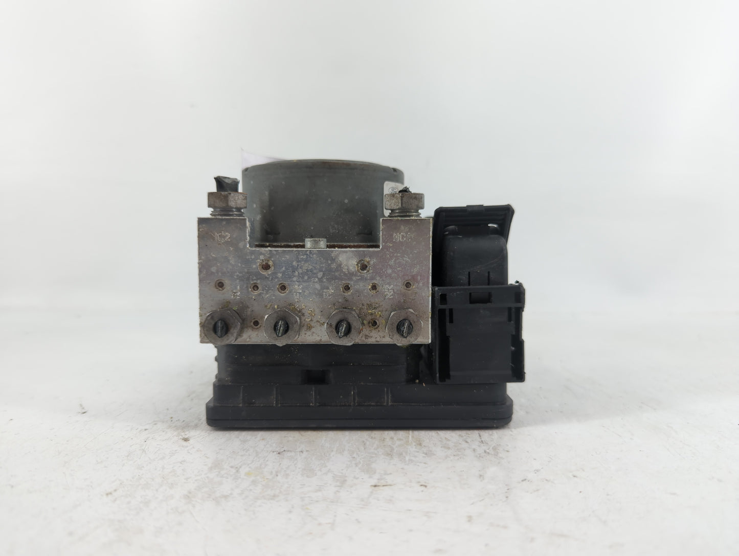 2015 Ford Mustang ABS Pump Control Module Replacement P/N:FR3C-2C405-BE Fits OEM Used Auto Parts - Oemusedautoparts1.com