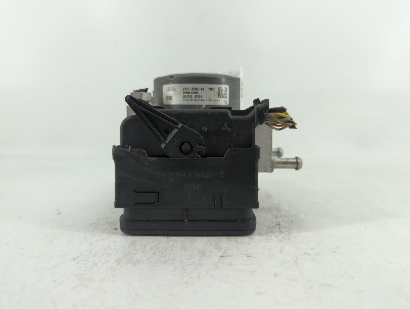 2015 Ford Mustang ABS Pump Control Module Replacement P/N:FR3C-2C405-BE Fits OEM Used Auto Parts - Oemusedautoparts1.com