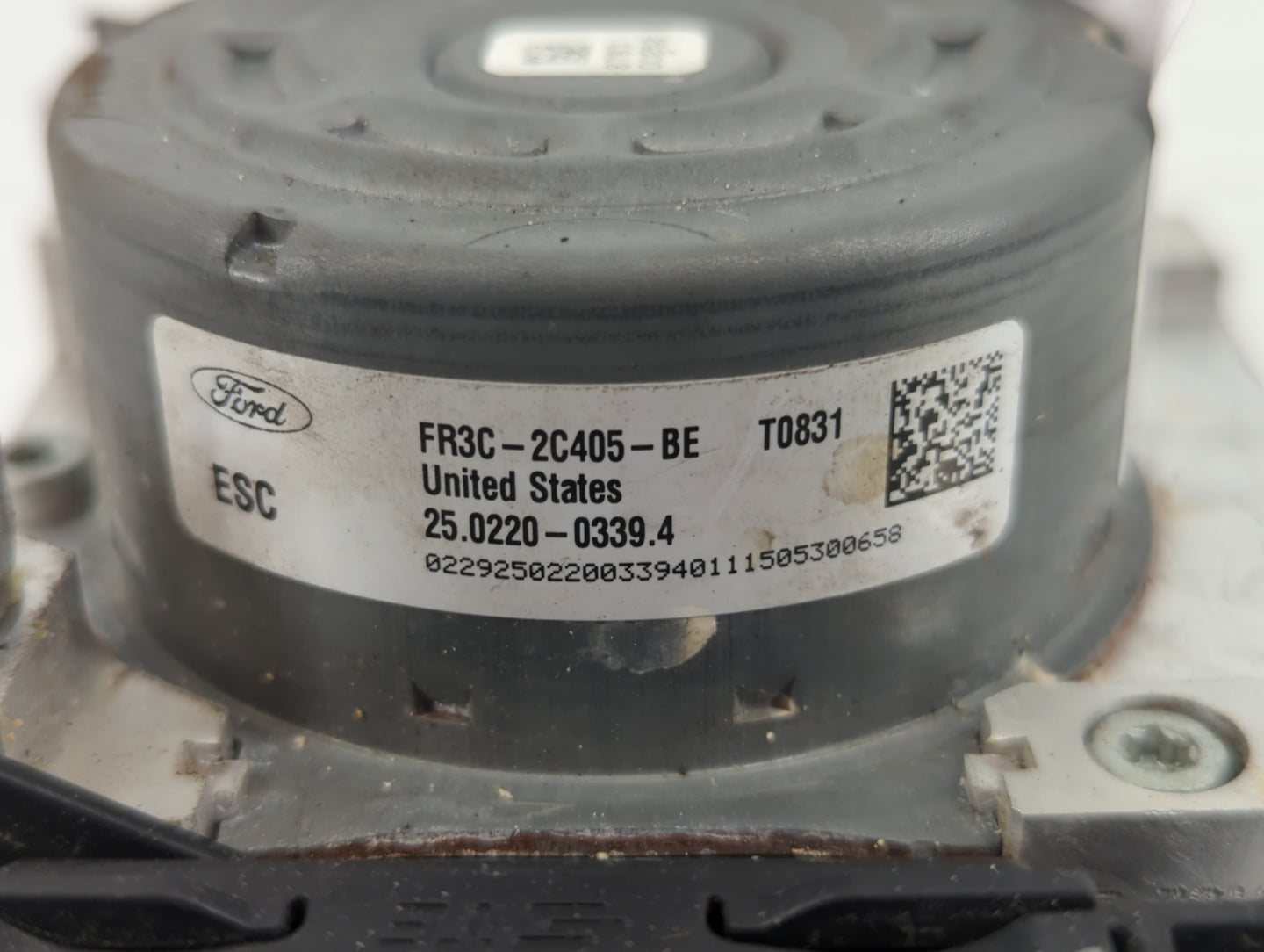 2015 Ford Mustang ABS Pump Control Module Replacement P/N:FR3C-2C405-BE Fits OEM Used Auto Parts - Oemusedautoparts1.com