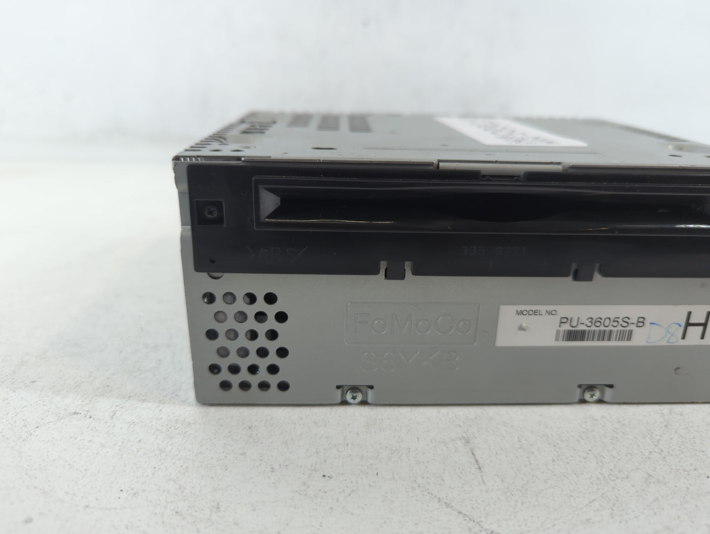 2015-2015 Ford Mustang Am Fm Cd Player Radio Receiver - Oemusedautoparts1.com