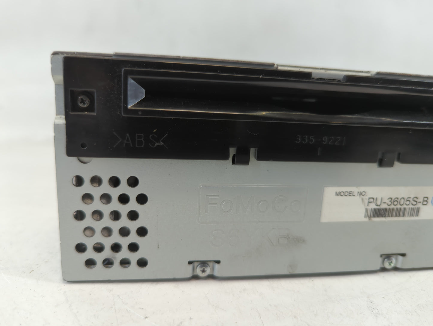 2015-2015 Ford Mustang Am Fm Cd Player Radio Receiver - Oemusedautoparts1.com