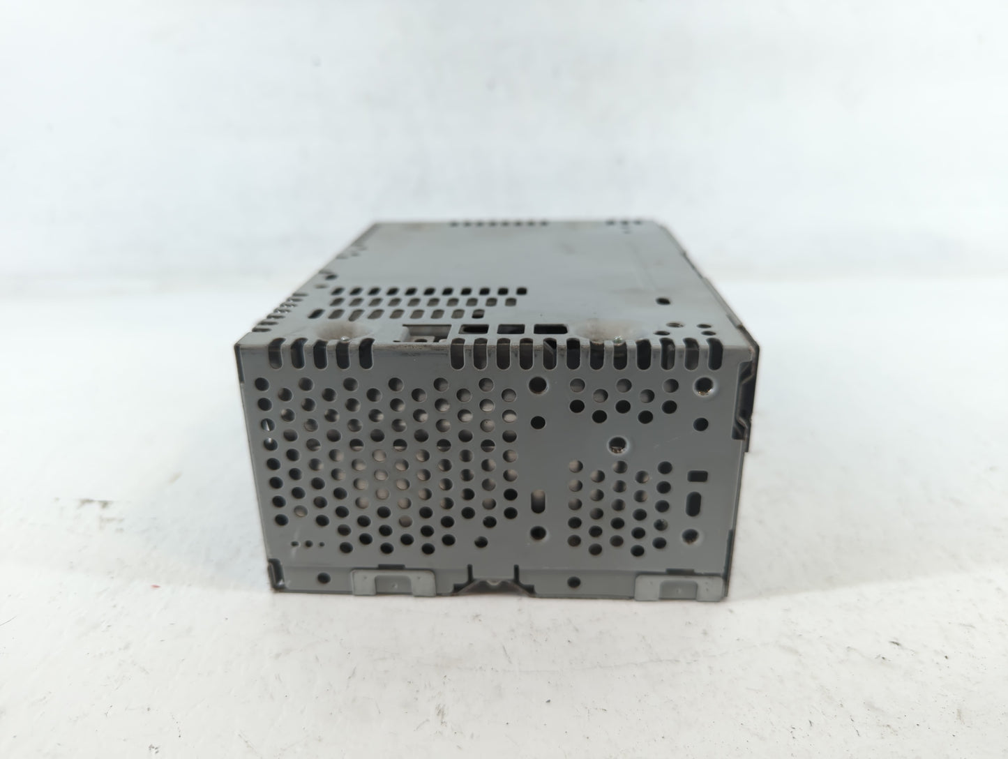 2015-2016 Ford Mustang Radio AM FM Cd Player Receiver Replacement P/N:FR3T-19C107-SE Fits Fits 2015 2016 OEM Used Auto Parts