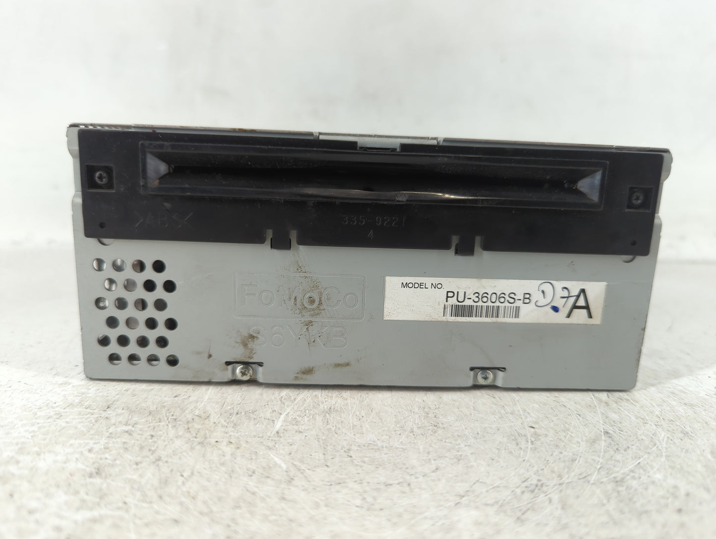 2015-2016 Ford Mustang Am Fm Cd Player Radio Receiver - Oemusedautoparts1.com